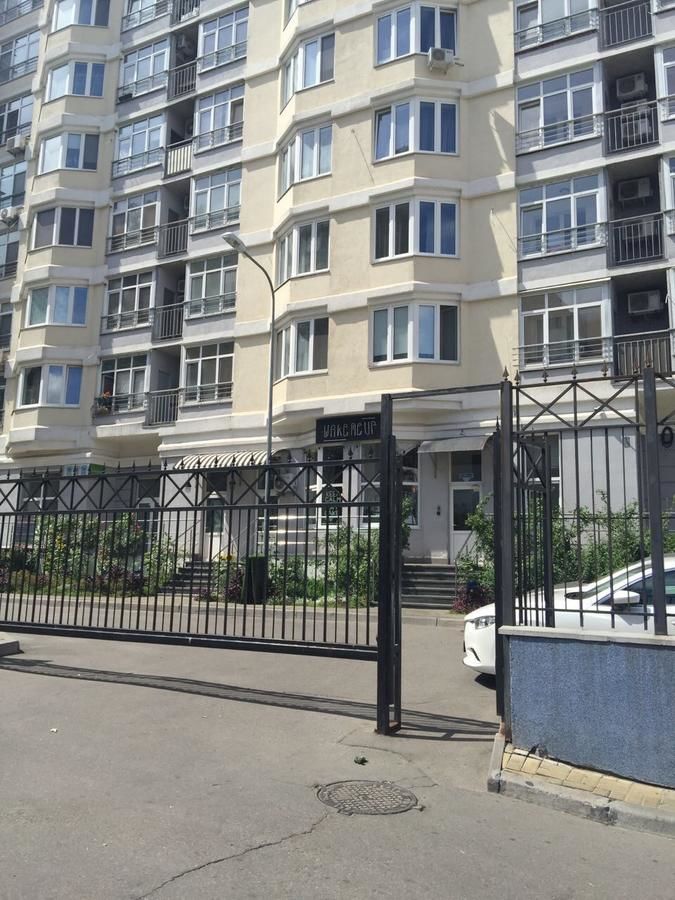 Апартаменты 15 минут от аэропорта Жуляны Киев-23